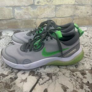 Nike Explor Kids Running Shoes